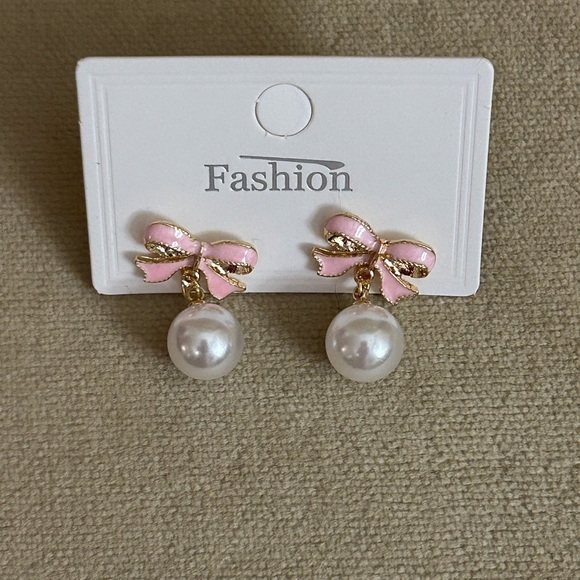 Pink Bow Pearl Drop Earrings - Picture 1 of 2